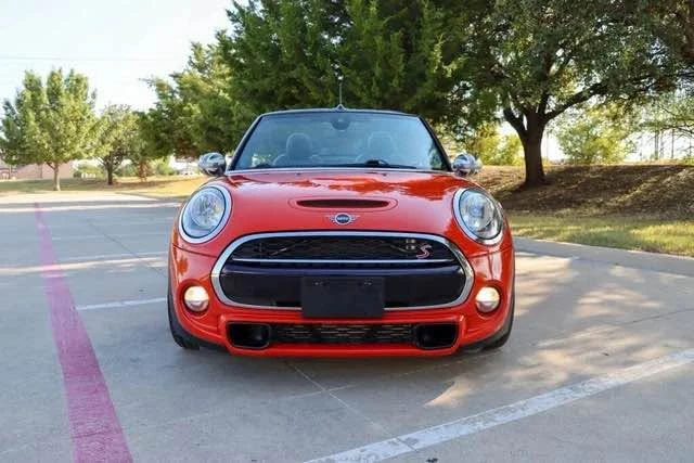 2019 Mini Mini 3rd Gen - Image 2 of 10