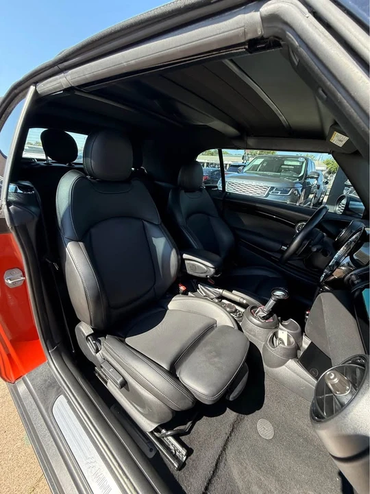 2019 Mini Mini 3rd Gen - Image 11 of 12