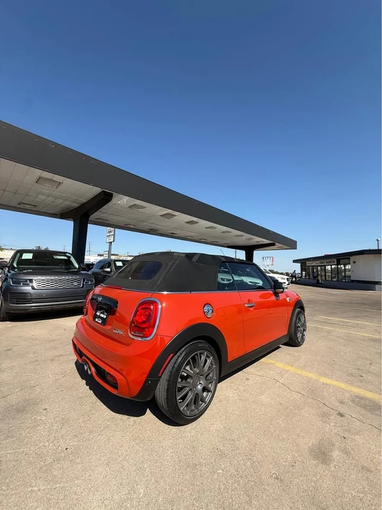 2019 Mini Mini 3rd Gen - Image 3 of 12
