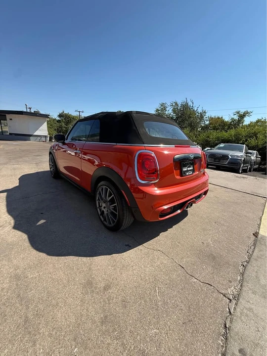 2019 Mini Mini 3rd Gen - Image 2 of 12