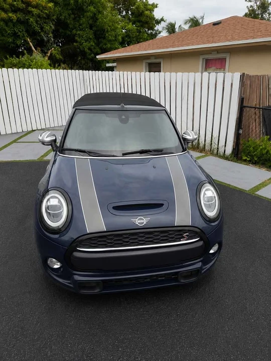 2019 Mini Mini 3rd Gen - Image 2 of 7