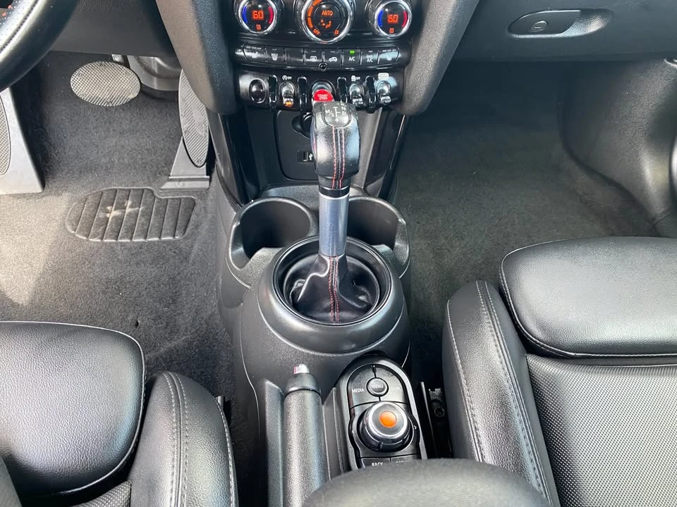 2019 Mini Mini 3rd Gen - Image 12 of 18