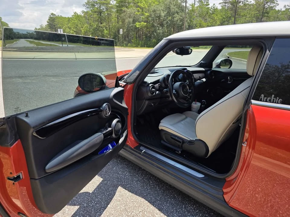 2019 Mini Mini 3rd Gen - Image 8 of 9