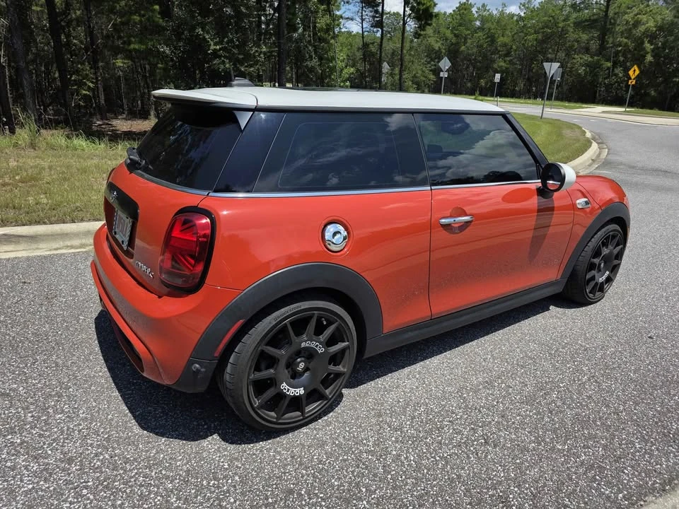 2019 Mini Mini 3rd Gen - Image 4 of 9
