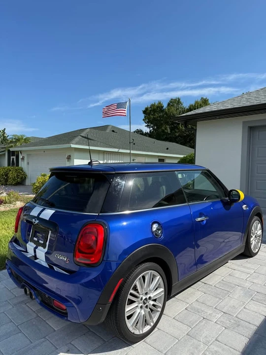 2019 Mini Mini 3rd Gen - Image 2 of 7