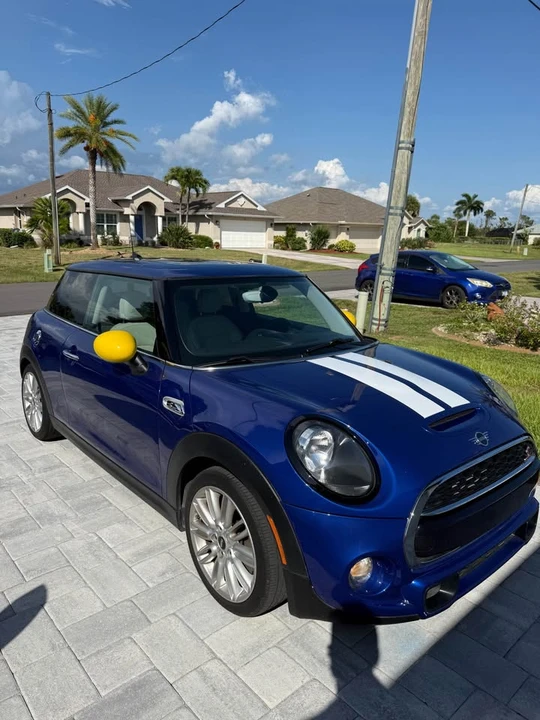2019 Mini Mini 3rd Gen - Image 3 of 7