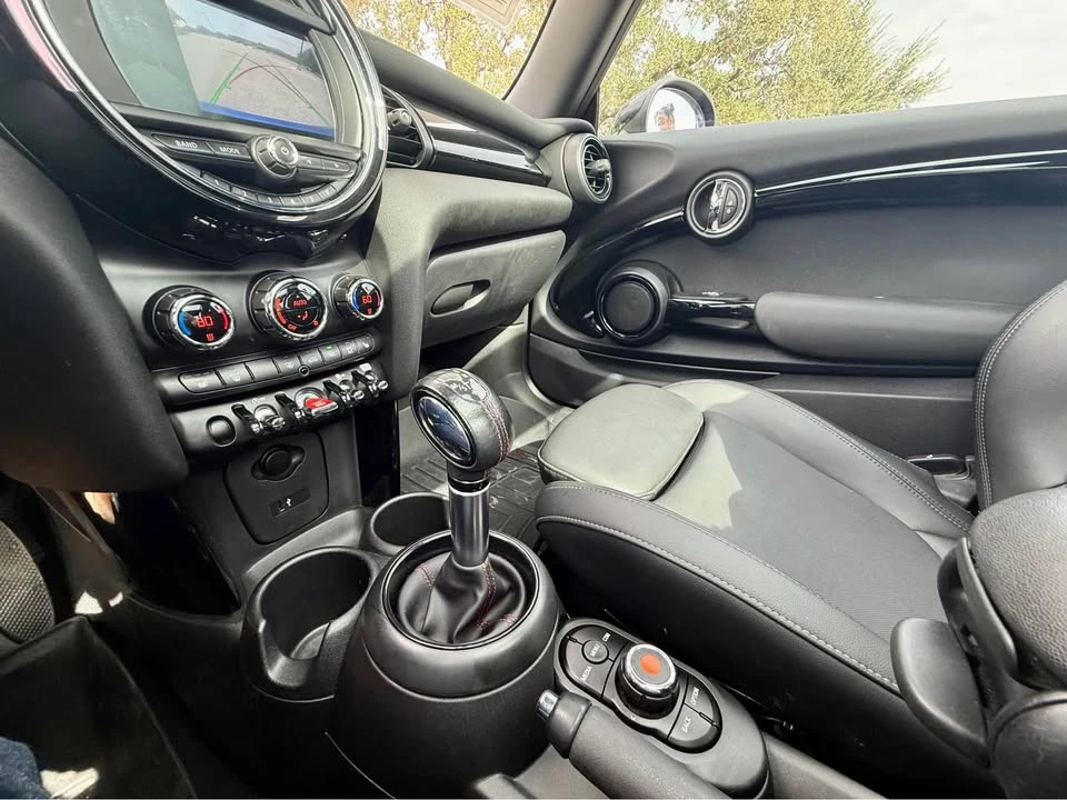 2019 Mini Mini 3rd Gen - Image 11 of 12