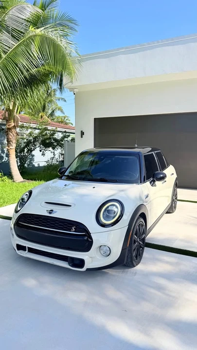 2019 Mini Mini 3rd Gen - Image 2 of 10