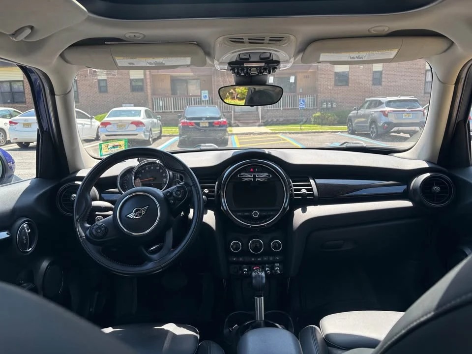 2019 Mini Mini 3rd Gen - Image 12 of 14