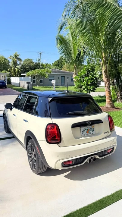 2019 Mini Mini 3rd Gen - Image 3 of 10