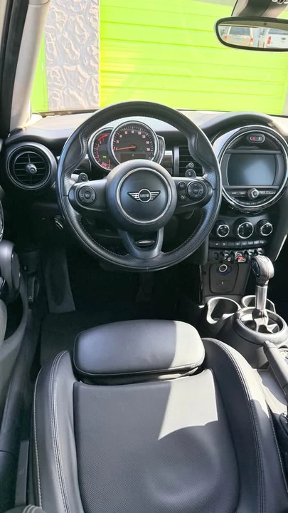 2019 Mini Mini 3rd Gen - Image 6 of 10