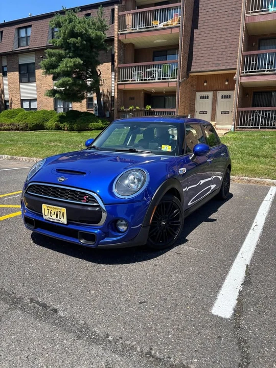 2019 Mini Mini 3rd Gen - Image 3 of 12