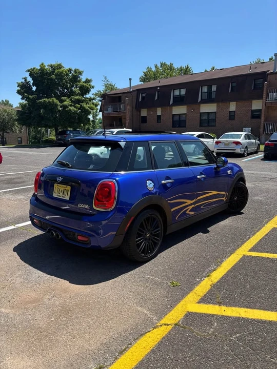 2019 Mini Mini 3rd Gen - Image 4 of 12