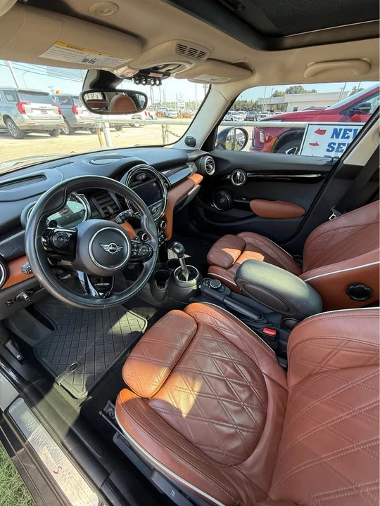 2019 Mini Mini 3rd Gen - Image 5 of 10