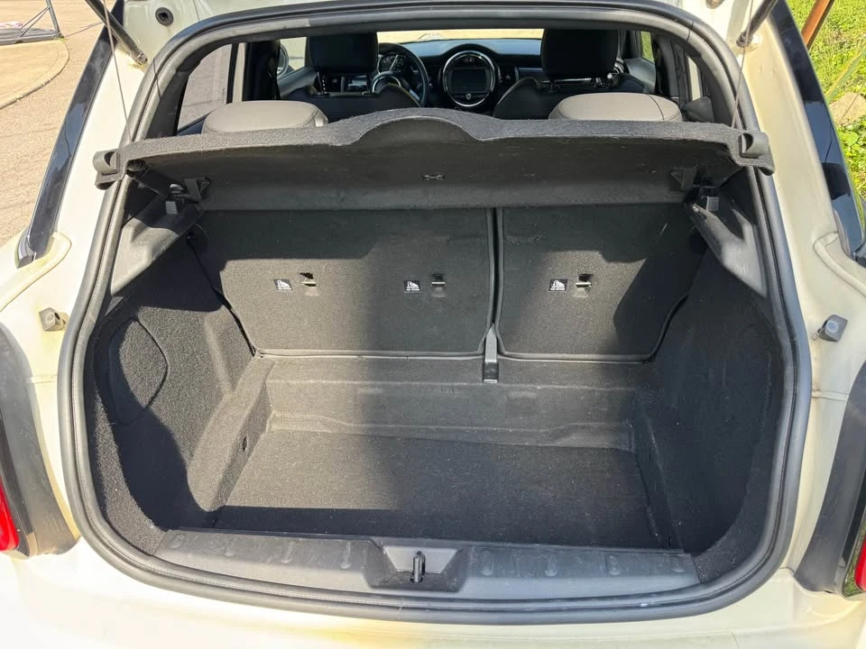 2019 Mini Mini 3rd Gen - Image 12 of 16