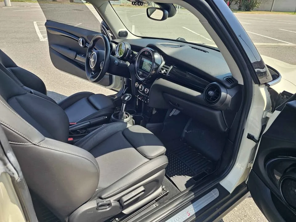 2019 Mini Coupe & Roadster - Image 16 of 20