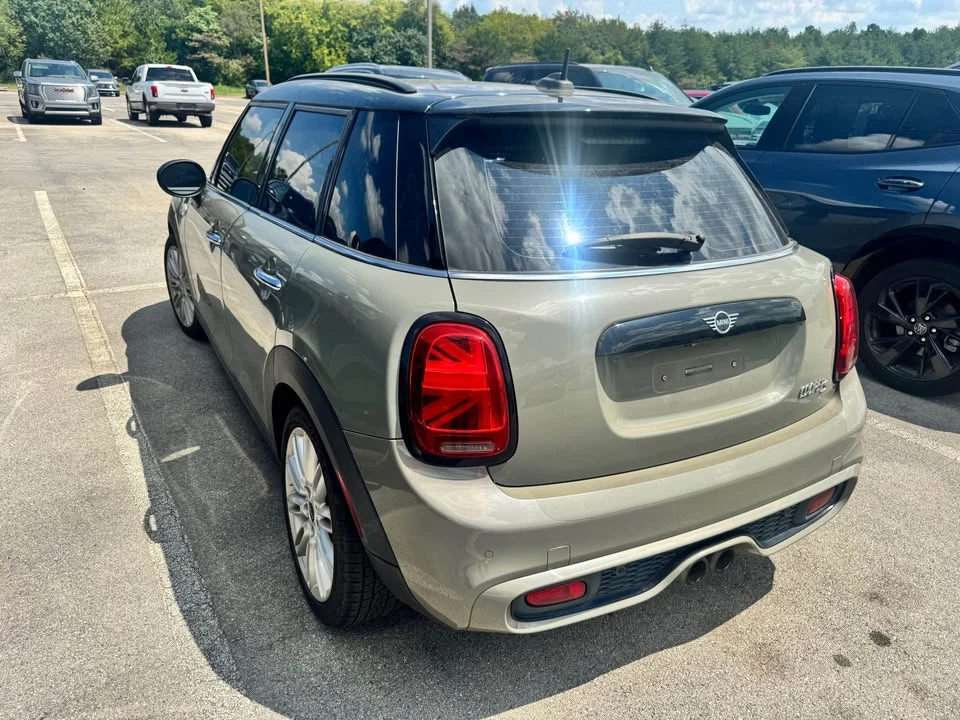 2019 Mini Coupe & Roadster - Image 6 of 12