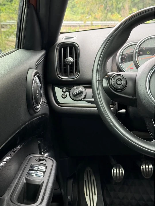 2019 Mini Countryman 2nd Gen - Image 18 of 20