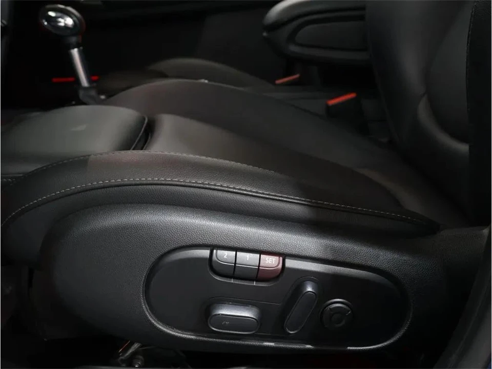 2019 Mini Countryman 2nd Gen - Image 15 of 31