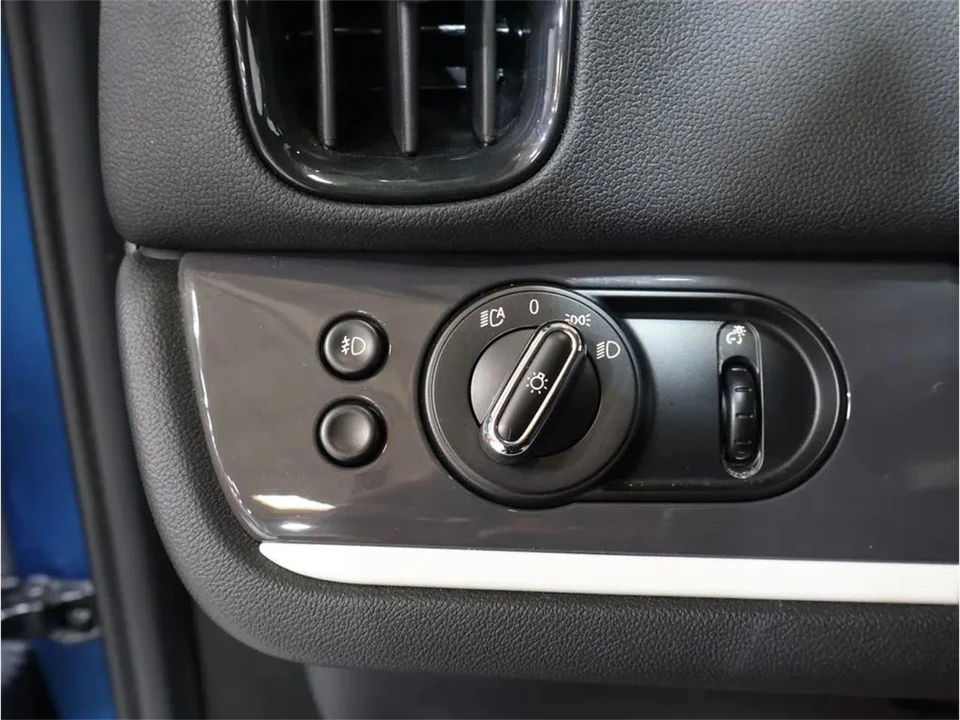 2019 Mini Countryman 2nd Gen - Image 13 of 31