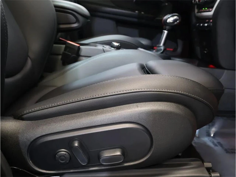 2019 Mini Countryman 2nd Gen - Image 30 of 31