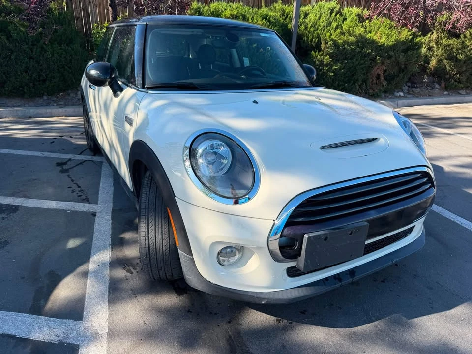 2019 Mini Mini 3rd Gen - Image 2 of 13
