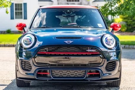 2019 Mini Modern Mini - Image 2 of 8