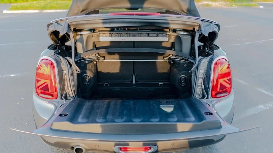 2019 Mini Coupe & Roadster - Image 17 of 20