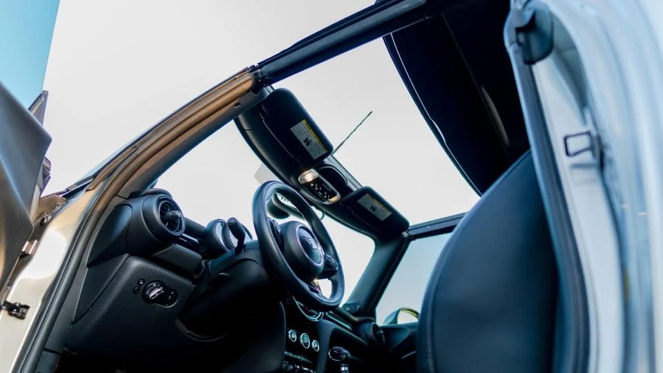 2019 Mini Coupe & Roadster - Image 19 of 20