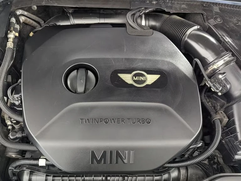 2019 Mini Mini Cooper S 3rd Gen - Image 19 of 20