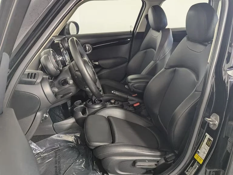 2019 Mini Mini Cooper S 3rd Gen - Image 10 of 20