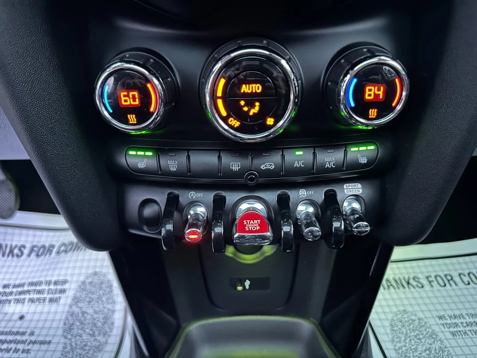 2019 Mini Mini Cooper S 3rd Gen - Image 17 of 20