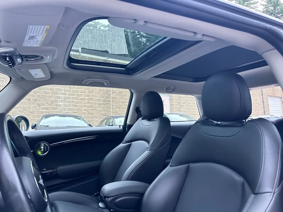 2019 Mini Mini Cooper S 3rd Gen - Image 12 of 20