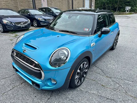 2019 MINI Cooper S 6 Speed Manual