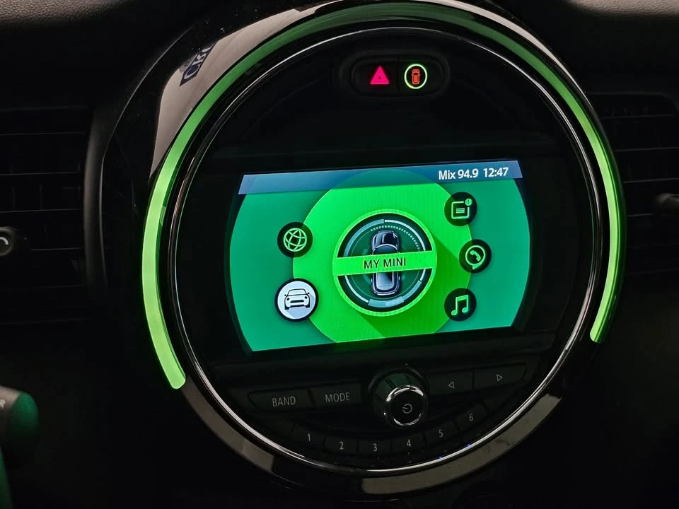 2019 Mini Mini Cooper S 3rd Gen - Image 15 of 20