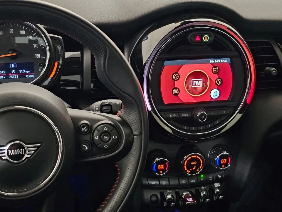 2019 Mini Mini Cooper S 3rd Gen - Image 10 of 20