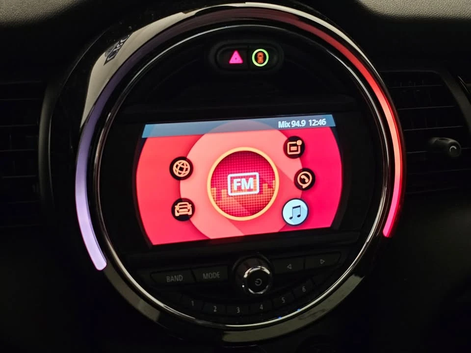 2019 Mini Mini Cooper S 3rd Gen - Image 11 of 20