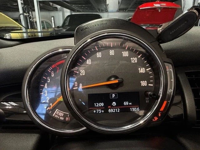 2019 Mini Mini Cooper S 3rd Gen - Image 13 of 20
