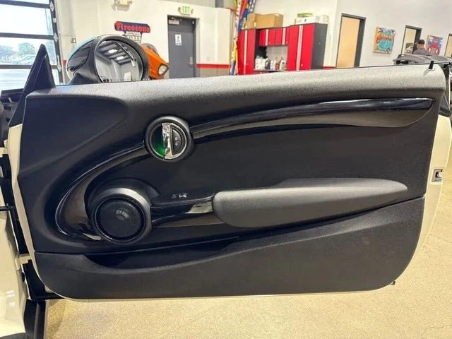 2019 Mini Mini Cooper S 3rd Gen - Image 18 of 20