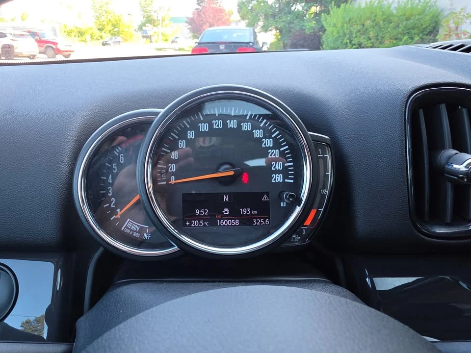 2019 Mini Countryman 2nd Gen - Image 15 of 18