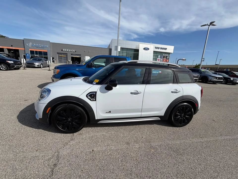 2019 Mini Countryman 2nd Gen - Image 2 of 10