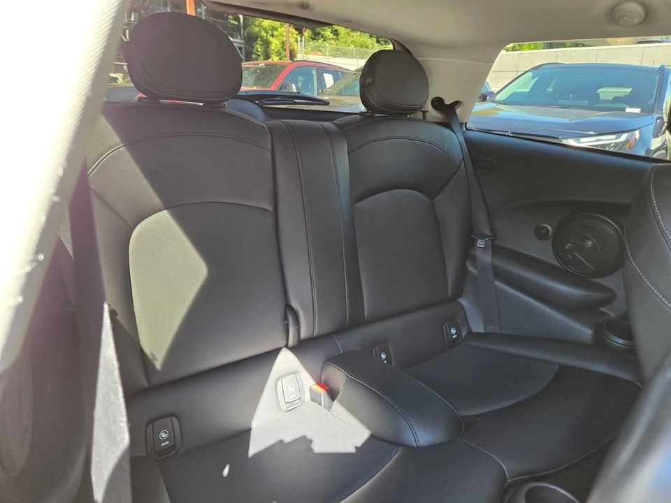 2019 Mini Mini Cooper S 3rd Gen - Image 6 of 8