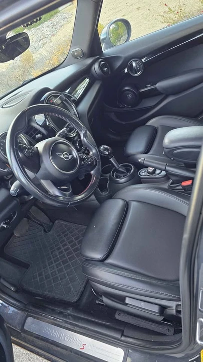 2019 Mini Mini Cooper S 3rd Gen - Image 5 of 12