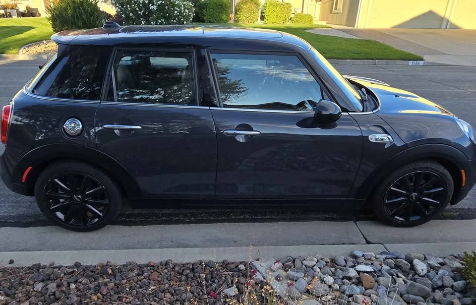 2019 Mini Mini Cooper S 3rd Gen - Image 3 of 12