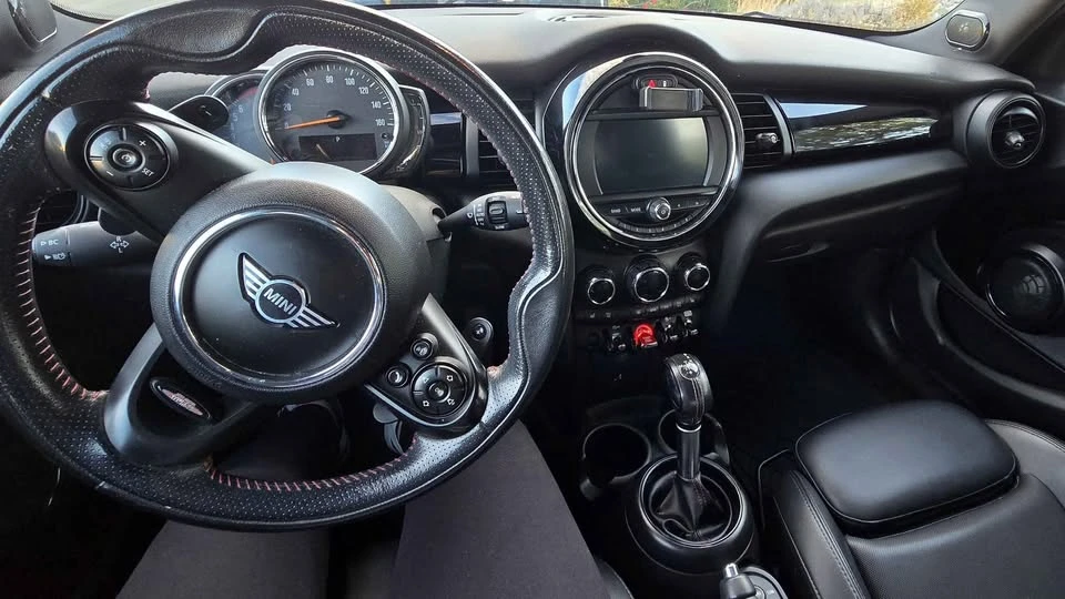 2019 Mini Mini Cooper S 3rd Gen - Image 6 of 12