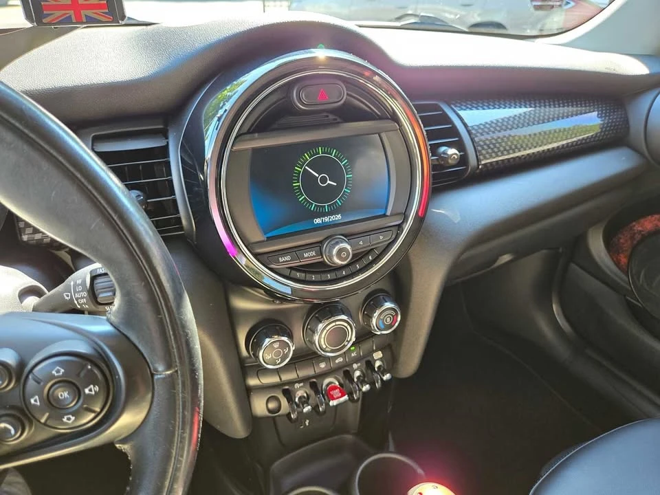2019 Mini Mini Cooper S 3rd Gen - Image 17 of 19