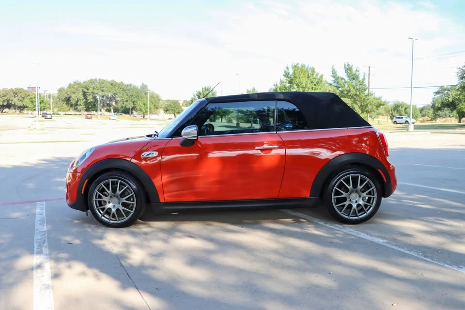 2019 Mini Mini Cooper S 3rd Gen - Image 3 of 20