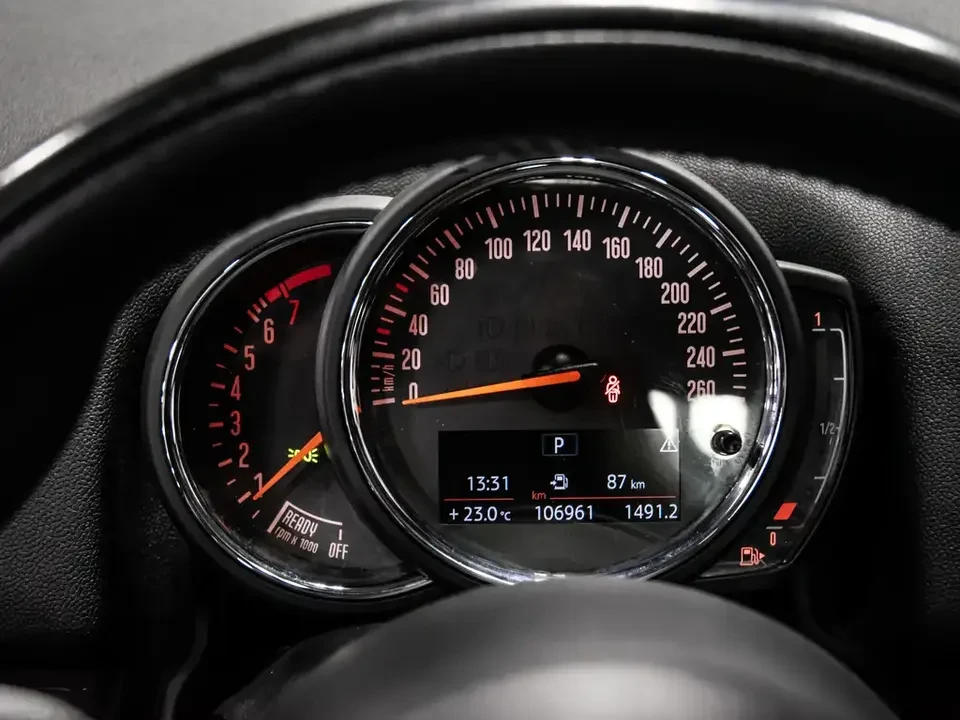 2019 Mini Countryman 2nd Gen - Image 11 of 19