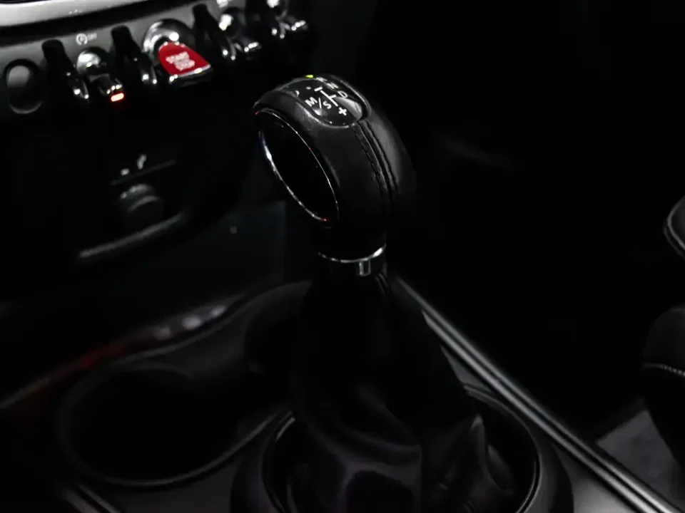 2019 Mini Countryman 2nd Gen - Image 16 of 19
