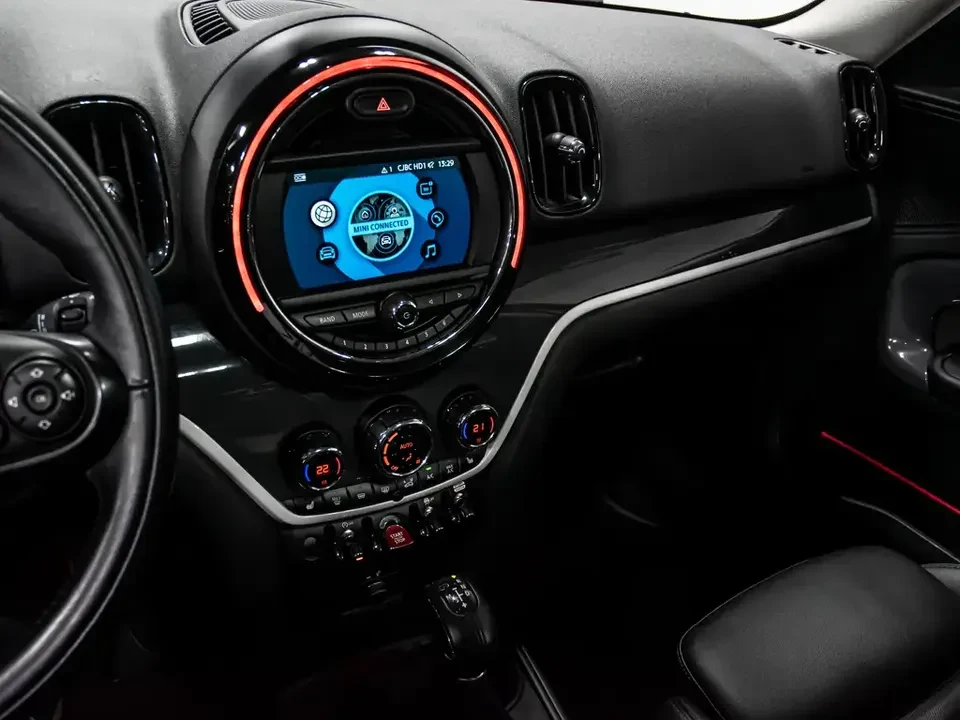 2019 Mini Countryman 2nd Gen - Image 12 of 19